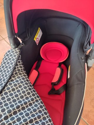 Carrito Bebé Jané Muum Rojo