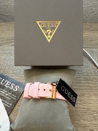 Reloj Guess Dorado y Rosa Nuevo