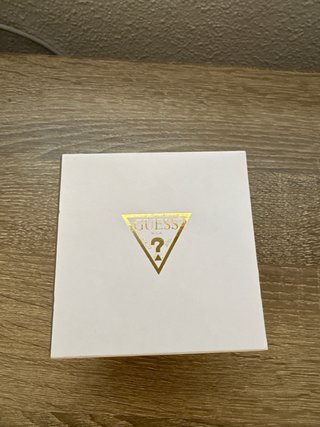Reloj Guess Dorado y Rosa Nuevo