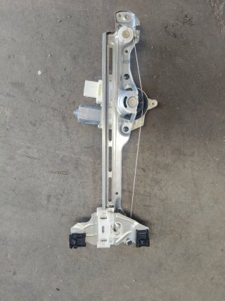 Elevalunas Trasero Izquierdo Peugeot 308 1.5 HDI