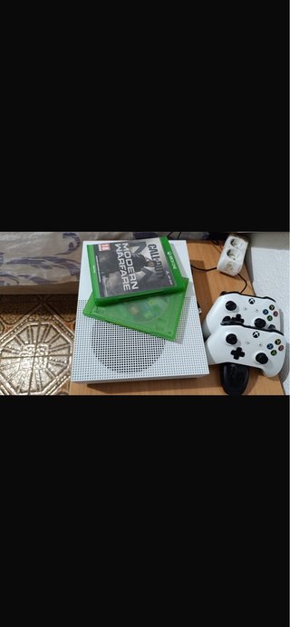 Xbox One + Juego Call of Duty
