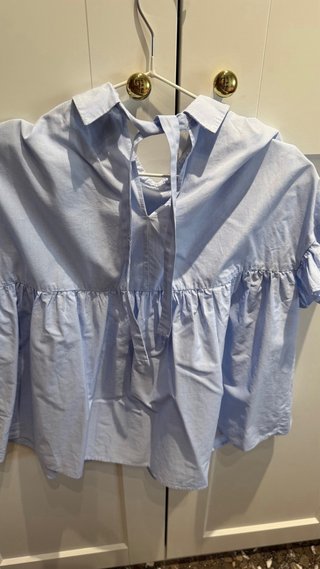 Camisa celeste con cuello