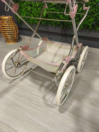 Carro de muñecas clásico rosa