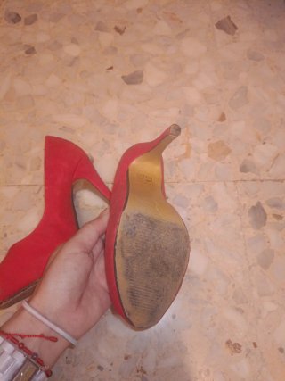 Zapatos tacón rojos Peep Toe Talla 35.