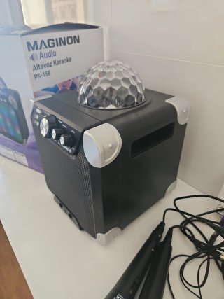 Altavoz Karaoke Maginon con Luces