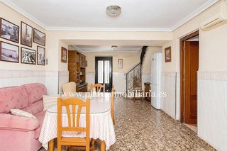 Chalet en venta en Poleares en Lucena