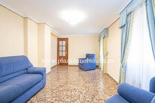 Chalet en venta en Poleares en Lucena