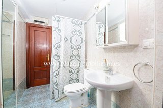 Chalet en venta en Poleares en Lucena