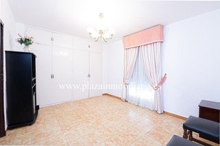 Chalet en venta en Poleares en Lucena