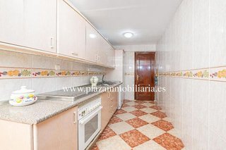 Chalet en venta en Poleares en Lucena