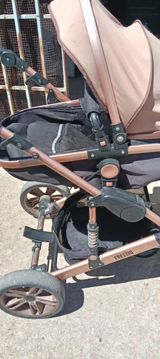 Coche de bebé FrezziO