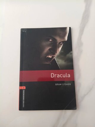 Oxford Bookworms Library: Stage 2: Dracula