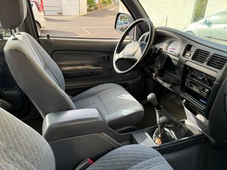 Toyota Hilux 2000