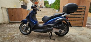 Piaggio Beverly 250 Scooter Azul