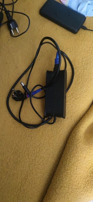 Cargador Dell. + patentes + Asus