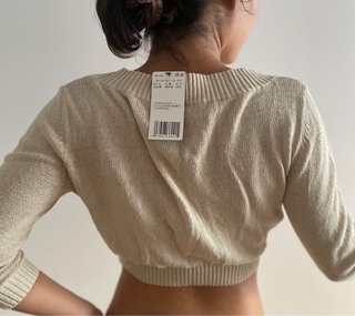 Cárdigan Mango beige botones crop top