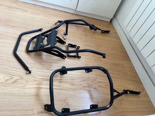 Anclajes herrajes BMW F900GS