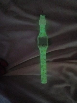 Reloj Unicornios Rosa Brilla Oscuridad