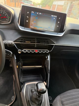 Peugeot 208 2022