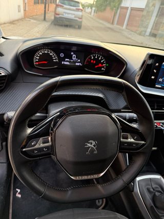 Peugeot 208 2022