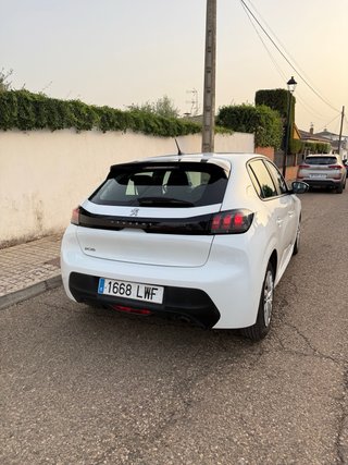 Peugeot 208 2022