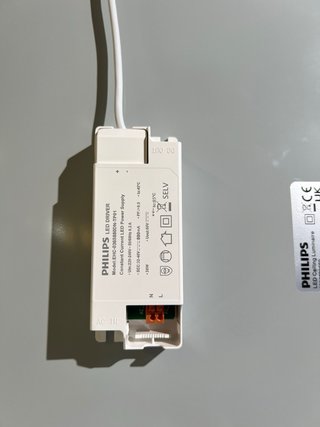 Plafón LED Philips Tuch