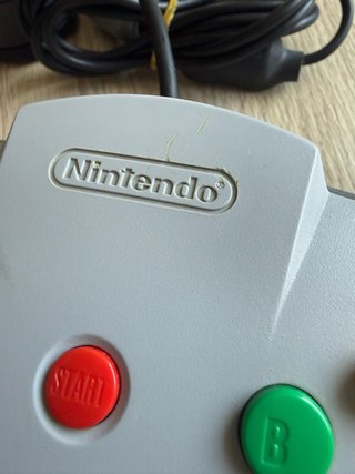 Nintendo 64 PAL 2 mandos y Super Mario 64