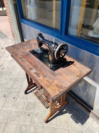Máquina de coser Singer Antigua  640513971