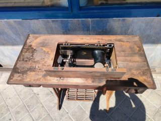 Máquina de coser Singer Antigua  640513971