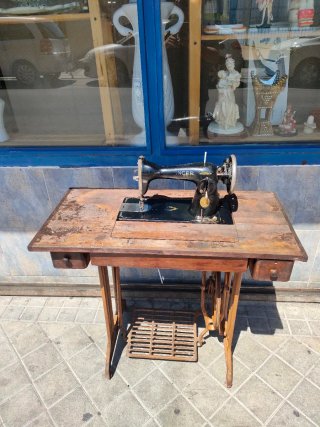 Máquina de coser Singer Antigua  640513971