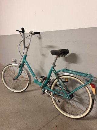 Bicicleta BH plegable restaurada.