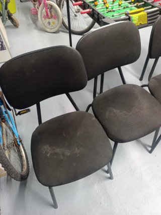 Sillas de oficina/espera (7 unidades)