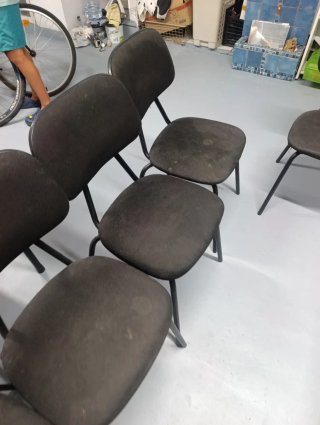 Sillas de oficina/espera (7 unidades)