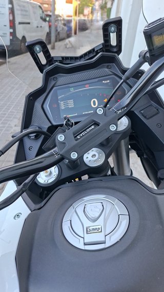 Cyclone RX4