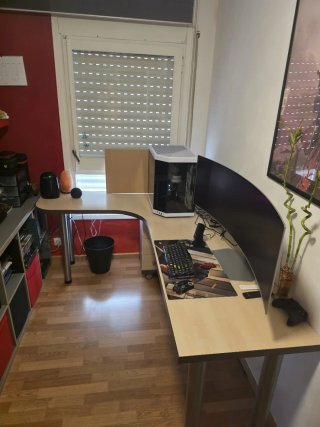 Cama Plegable y escritorio
