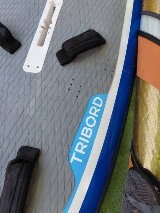 Tablas Windsurf Bic 135L, Tribord 170L y vela Neil