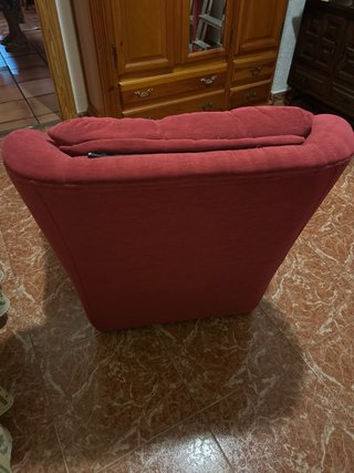 Sillón individual rojo de tela