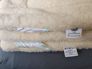 Coppia di coperte in pura lana vergine