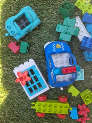 Gran Lote de 316 piezas Lego Duplo + 7 figuras