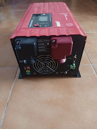 Kit solar con Inversor Solar MUST PV3000