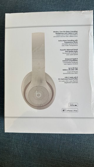 Auricolari Beats Studio Pro Bianchi