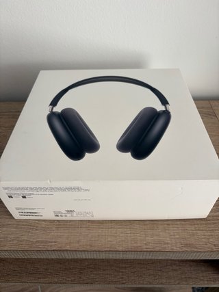 Apple AirPods Max Space Gray