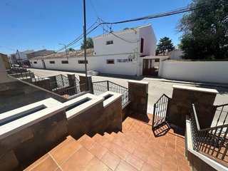 Casa adosada en venta en Tomelloso