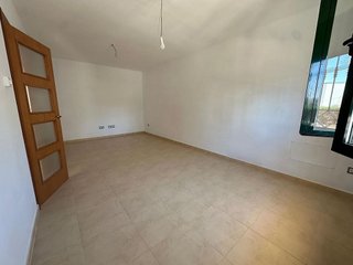 Casa adosada en venta en Tomelloso