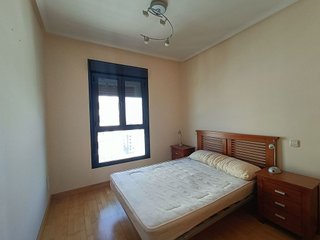 Piso en alquiler en El Barral Ferial en Coslada