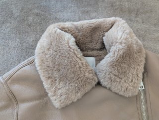 Chaqueta efecto piel