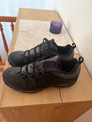 Zapatillas Columbia Woodburn II Talla 43.5