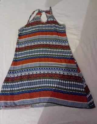 Vestido corto de tirantes fresco para verano