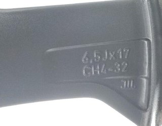 2779564 98281860xy 9828186080 llanta peugeot 2008