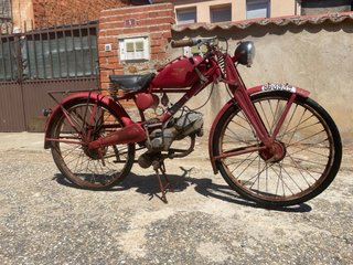 Moto Guzzi Hispania 65 Roja